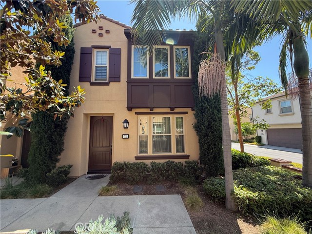 72 Granite, Irvine CA: https://media.crmls.org/medias/6859dfe5-9c5f-48a9-af83-f8994ec7c923.jpg