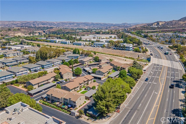 Detail Gallery Image 5 of 20 For 633 New Los Angeles Ave, Moorpark,  CA 93021 - 3 Beds | 1/1 Baths