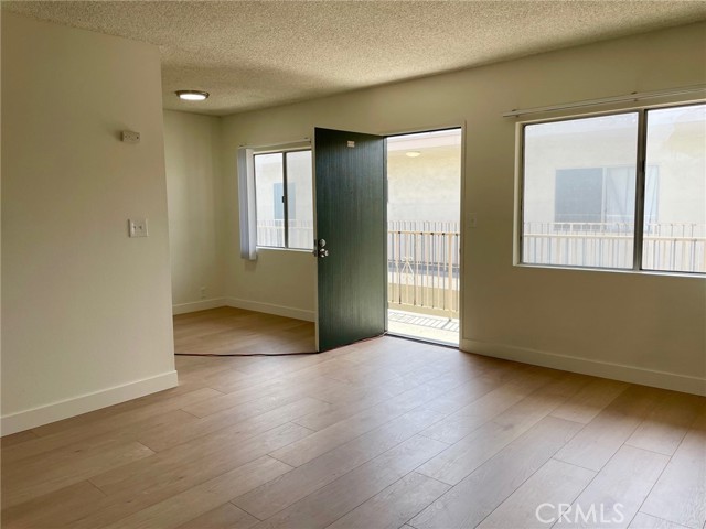 4777 W 132nd Street, Hawthorne CA: https://media.crmls.org/medias/685aac03-1bab-4827-a8a4-94a7fac0c209.jpg