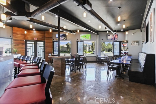8759 Glenoaks Boulevard, Sun Valley CA: https://media.crmls.org/medias/685b2d5b-da9b-4e30-90da-0e02f0eb8730.jpg