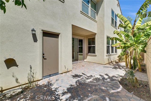 65 Sacred Path, Irvine CA: https://media.crmls.org/medias/685c3b56-4e16-4aa5-b205-161debdb771c.jpg