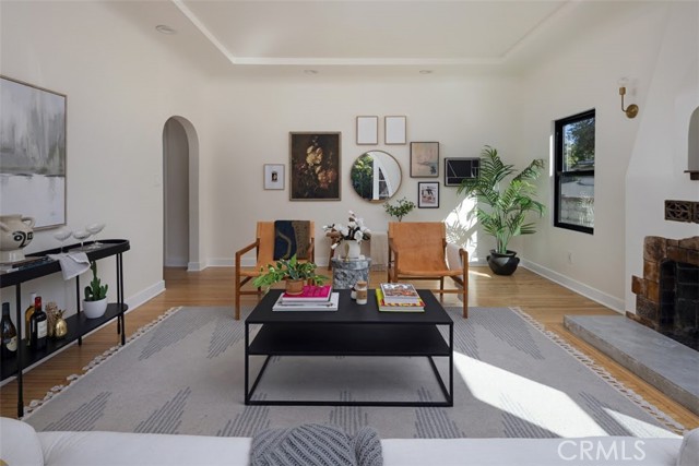 Detail Gallery Image 14 of 43 For 312 W Lutge Ave, Burbank,  CA 91506 - 3 Beds | 2 Baths