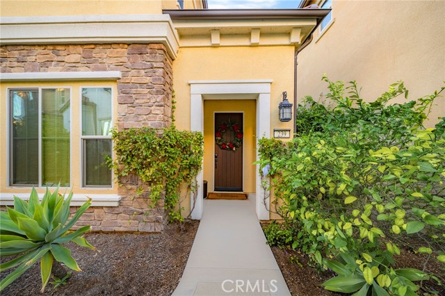 Detail Gallery Image 5 of 46 For 239 Primrose Dr, Lake Forest,  CA 92610 - 4 Beds | 3/1 Baths