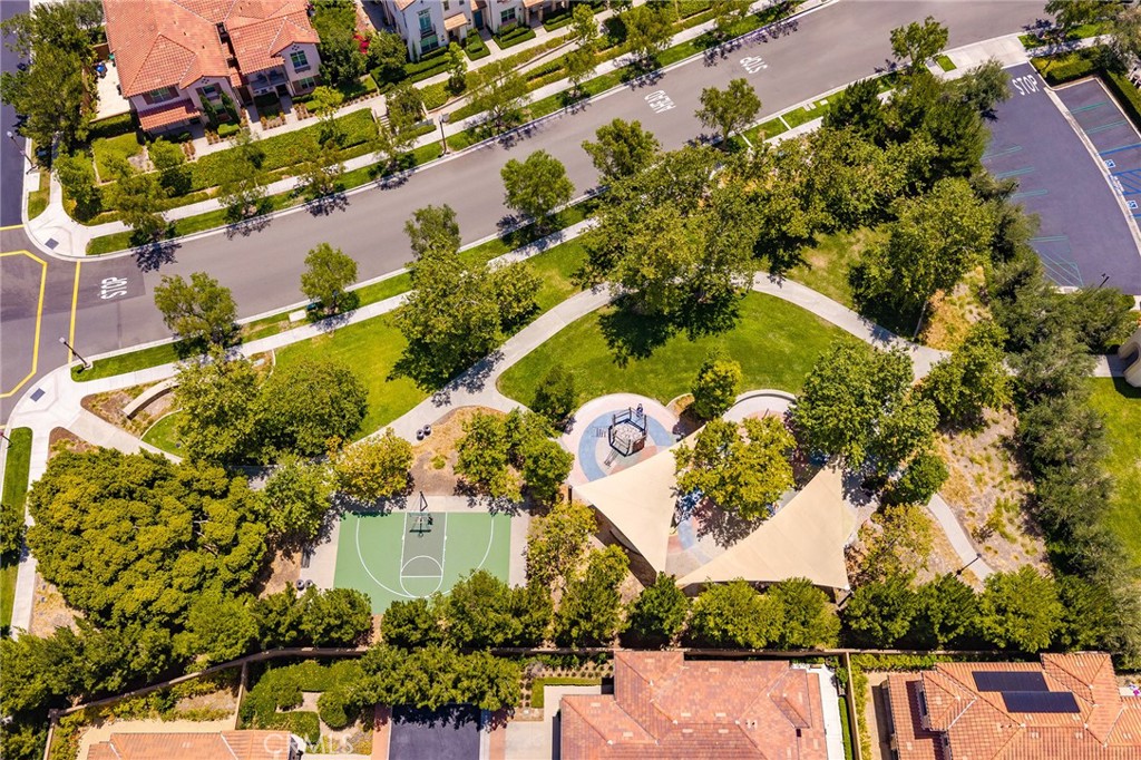 https://media.crmls.org/medias/685d9010-f86f-4d28-ae47-47e2a8d50036.jpg?preset=X-Large