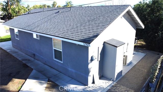 Detail Gallery Image 2 of 24 For 1702 Kippy Dr, Colton,  CA 92324 - 2 Beds | 1 Baths