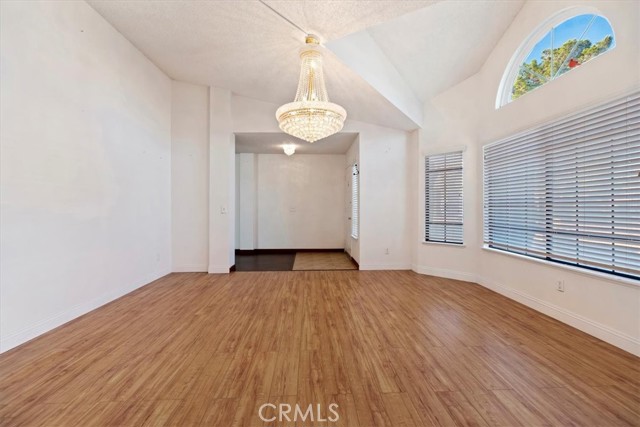 Detail Gallery Image 12 of 57 For 19185 Cochise, Apple Valley,  CA 92308 - 4 Beds | 2 Baths