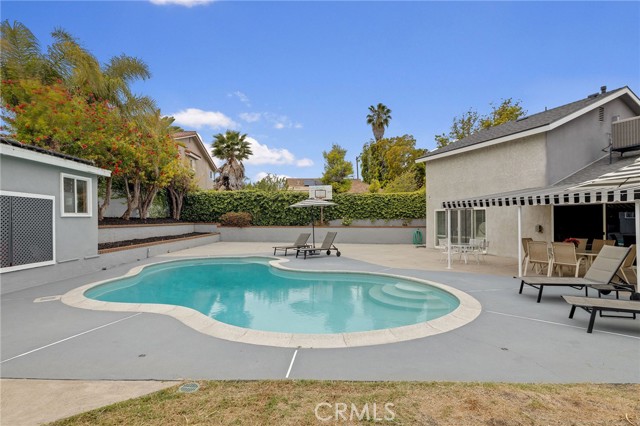 867 W Battery Street, San Pedro CA: https://media.crmls.org/medias/6860edae-3020-41d0-b67f-01870e90433a.jpg