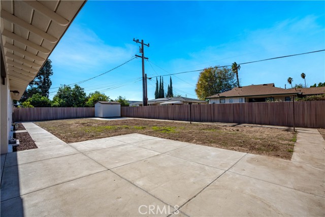 Detail Gallery Image 24 of 25 For 950 N Oakdale Ave, Rialto,  CA 92376 - 3 Beds | 1/1 Baths