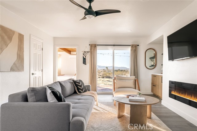 Detail Gallery Image 7 of 38 For 2360 Sand, Landers,  CA 92285 - 1 Beds | 1 Baths