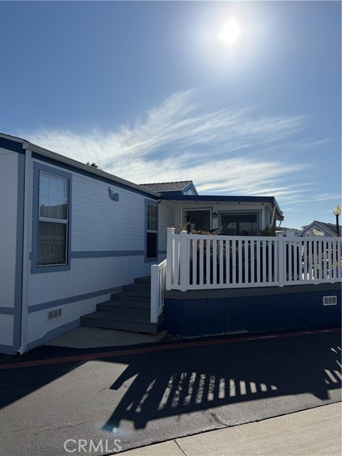 Detail Gallery Image 2 of 36 For 80 Huntington #218,  Huntington Beach,  CA 92648 - 3 Beds | 2 Baths