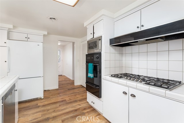 686536eb Effd 4a03 8e20 25d47a7019e4