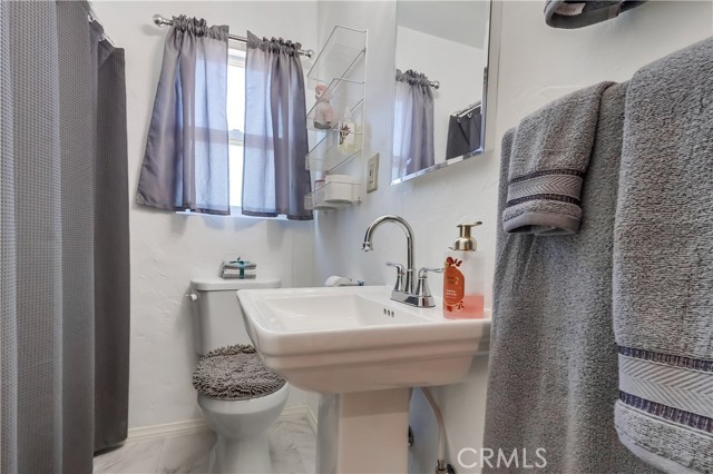 Detail Gallery Image 22 of 36 For 10745 Tujunga Canyon Bld, Tujunga,  CA 91042 - 2 Beds | 1 Baths