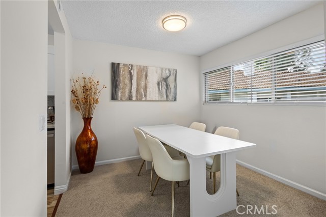 Detail Gallery Image 3 of 22 For 4714 Park Granada #203,  Calabasas,  CA 91302 - 2 Beds | 2 Baths