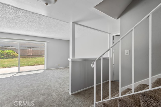 2030 Socrates Avenue, Simi Valley CA: https://media.crmls.org/medias/68675ccb-f2b6-4507-983f-f52114503877.jpg