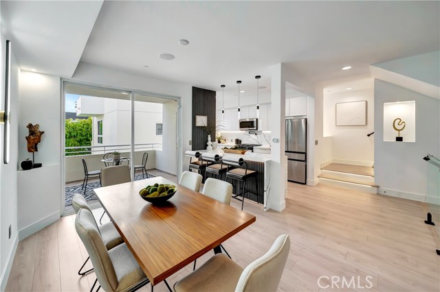 Detail Gallery Image 6 of 42 For 1020 Hilldale, West Hollywood,  CA 90069 - 3 Beds | 3 Baths