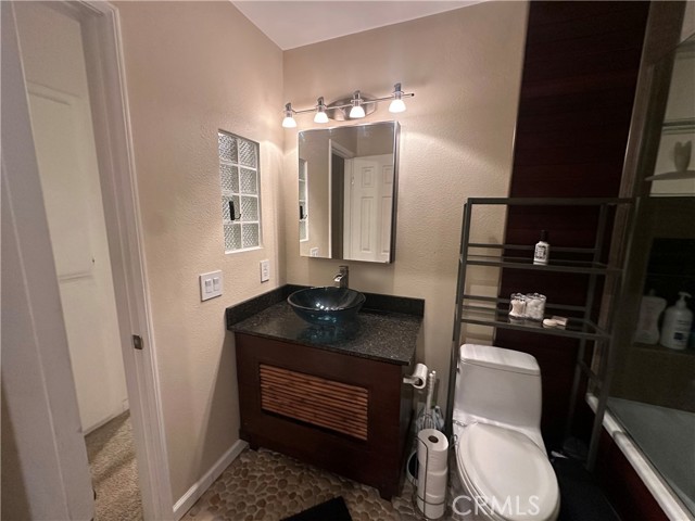 Detail Gallery Image 31 of 37 For 2217 Vanderbilt Ln #8,  Redondo Beach,  CA 90278 - 2 Beds | 1/1 Baths