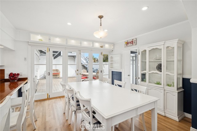 Detail Gallery Image 4 of 42 For 200 Grand Canal, Newport Beach,  CA 92662 - 4 Beds | 3 Baths