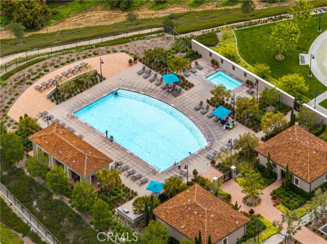 166 Villa Rdg, Irvine CA: https://media.crmls.org/medias/686a1738-9e17-423d-ad7f-bfda1684869a.jpg