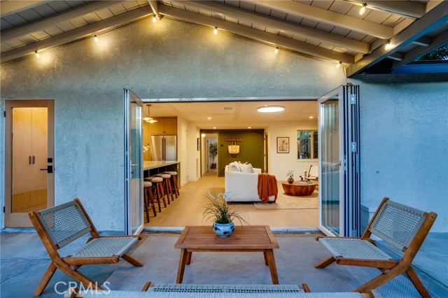 1393 Navarro Avenue, Pasadena CA: https://media.crmls.org/medias/686a7b9d-ecd0-4f67-84b0-4ef403a3eb36.jpg