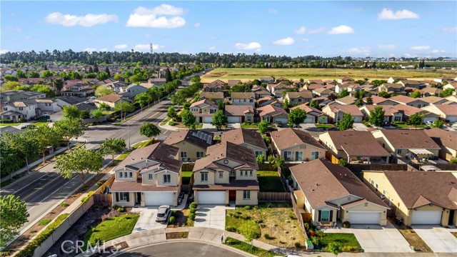 Detail Gallery Image 31 of 32 For 1416 Woodbury Ct, Merced,  CA 95348 - 5 Beds | 3 Baths