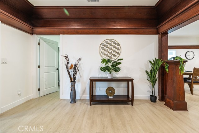 Detail Gallery Image 13 of 74 For 3627 S Van Ness Ave, Los Angeles,  CA 90018 - 4 Beds | 2 Baths