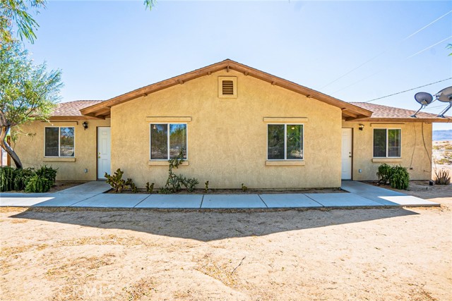 Detail Gallery Image 1 of 34 For 73871 S Slope Dr, Twentynine Palms,  CA 92277 - – Beds | – Baths