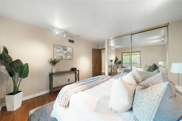 3 Bed Home for Sale in Calabasas, California