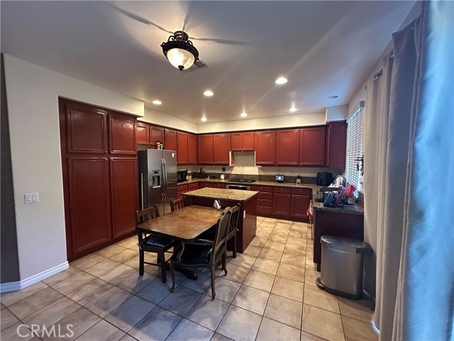 Detail Gallery Image 4 of 21 For 21386 Tyler Rd, Moreno Valley,  CA 92557 - 4 Beds | 3 Baths