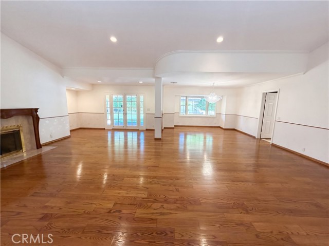 1319 North Baldwin Avenue photo 9