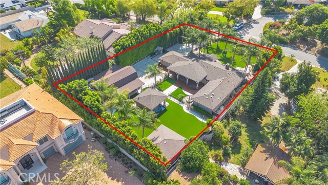 959 Rodeo, Fullerton CA: https://media.crmls.org/medias/686e05cb-09a8-4e02-a788-fe7a511dd3e3.jpg