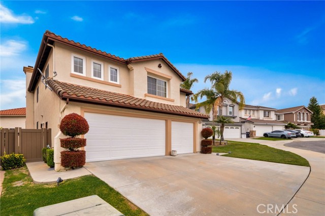 16139 Crooked Creek Court, Chino Hills CA: https://media.crmls.org/medias/686e1114-8e1f-445e-b8ea-c9f8a8cebf94.jpg