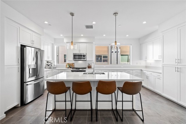 Detail Gallery Image 6 of 67 For 162 Placemark, Irvine,  CA 92614 - 3 Beds | 3/1 Baths