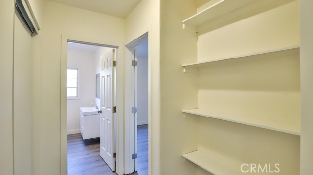 515 S Van Ness Avenue, Santa Ana CA: https://media.crmls.org/medias/686f90f3-67c2-414f-9a13-68d501706cd2.jpg