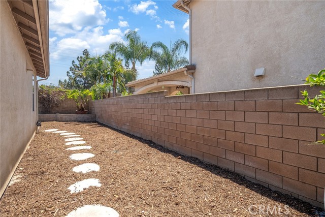 Detail Gallery Image 43 of 46 For 5722 Canoe Dr, Corona,  CA 92880 - 4 Beds | 3 Baths