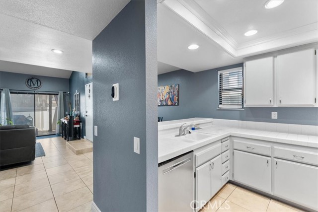 Detail Gallery Image 10 of 30 For 1031 S Palmetto Ave #N1,  Ontario,  CA 91762 - 2 Beds | 2/1 Baths