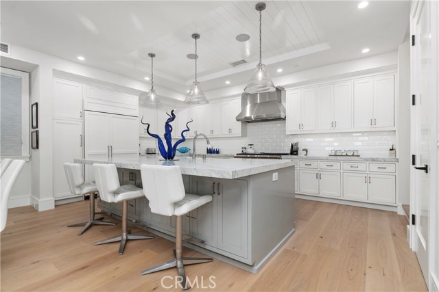 2149 E Ocean Boulevard, Newport Beach CA: https://media.crmls.org/medias/68729a33-4d24-486e-9dec-36b4d2fc9e42.jpg