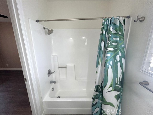 Detail Gallery Image 15 of 21 For 3719 Oak Creek, Ontario,  CA 91761 - 2 Beds | 2 Baths