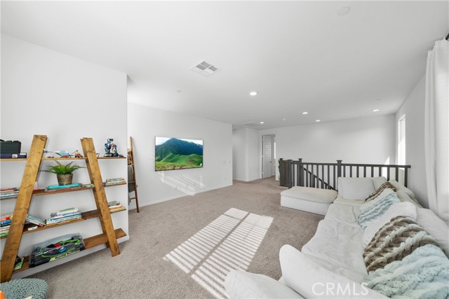 11298 Finders Court, Corona CA: https://media.crmls.org/medias/6872f5d1-8e34-461f-8522-23d1b761010a.jpg