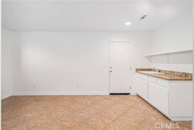 Detail Gallery Image 25 of 53 For 2207 Cork Oak St, Palmdale,  CA 93551 - 5 Beds | 4 Baths