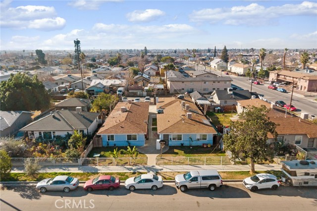 1307 1311 Oregon Street, Bakersfield CA: https://media.crmls.org/medias/68732fec-d4b7-4998-891d-3d55ab80ab0f.jpg