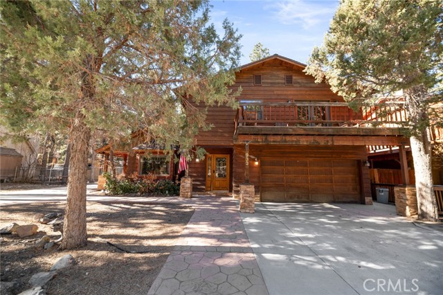 Detail Gallery Image 1 of 25 For 933 E Ln, Big Bear City,  CA 92314 - 3 Beds | 2 Baths