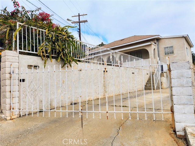4297 Moonstone Drive, Los Angeles CA: https://media.crmls.org/medias/68748b85-dc9c-4c3e-bb05-9e0fda38619a.jpg