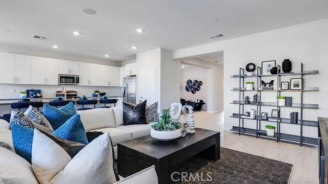 65172 Avenida De Nuves, Desert Hot Springs CA: https://media.crmls.org/medias/6874daed-3fec-4b1a-9619-c0a4e4d6ab64.jpg