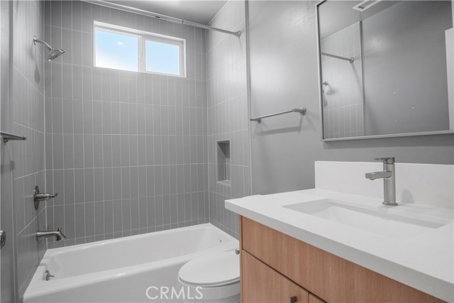 Detail Gallery Image 22 of 37 For 2131 W 169th, Torrance,  CA 90504 - 4 Beds | 2 Baths