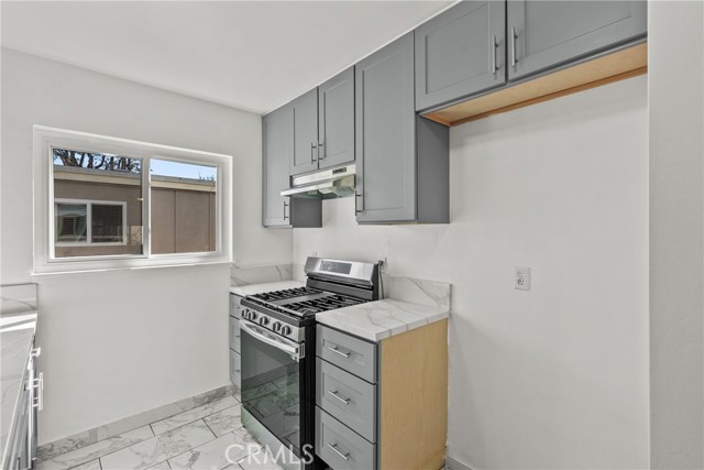 Detail Gallery Image 15 of 26 For 7137 Coldwater Canyon Ave #10,  North Hollywood,  CA 91605 - 2 Beds | 1 Baths