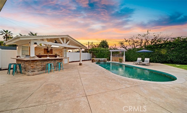 Detail Gallery Image 25 of 59 For 2039 S Eileen Dr, Anaheim,  CA 92802 - 4 Beds | 3 Baths