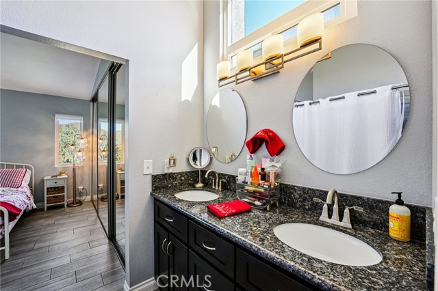 13062 Waterwheel Drive, Corona CA: https://media.crmls.org/medias/68759d8f-c2e6-47b3-acd5-5234ff4c5a98.jpg