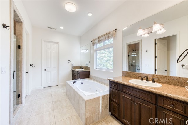 Detail Gallery Image 25 of 35 For 1624 N Chesterfield Ln, Clovis,  CA 93619 - 4 Beds | 2/1 Baths