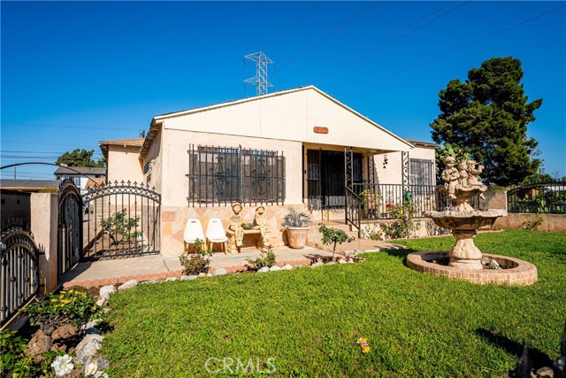 Detail Gallery Image 3 of 21 For 645 E 113th, Los Angeles,  CA 90059 - 3 Beds | 1 Baths