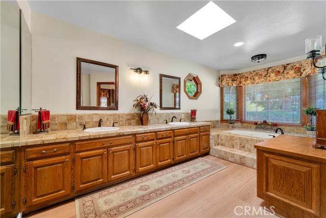 Detail Gallery Image 24 of 59 For 15883 Condor Ridge, Canyon Country,  CA 91387 - 5 Beds | 3/1 Baths